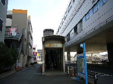 万願寺駅