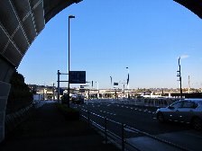 出口近く
