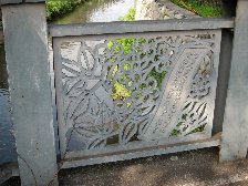 七重八重…