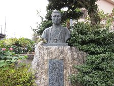 近藤勇胸像