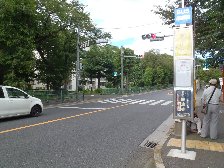 東宝前バス停