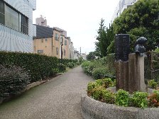烏山川緑道