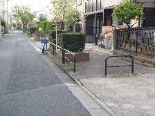 跡らしき道