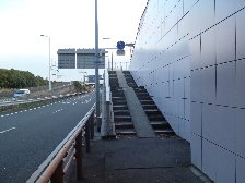 逆戻り
